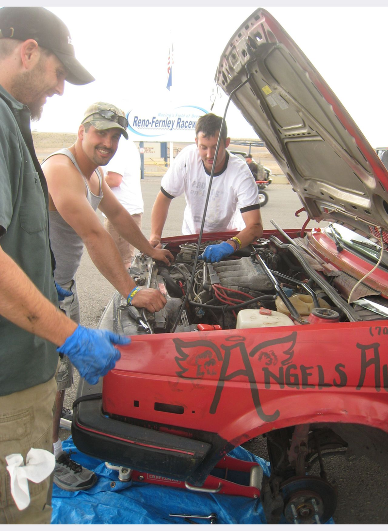Illustration for article titled Brother, Can You Spare A Transmission? Broken Cars At The Goin' For Broken 24 Hours Of LeMons